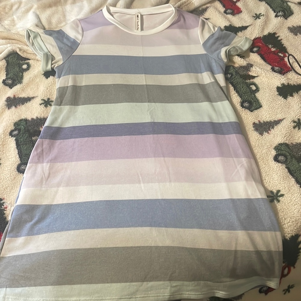 Woman’s casual dress